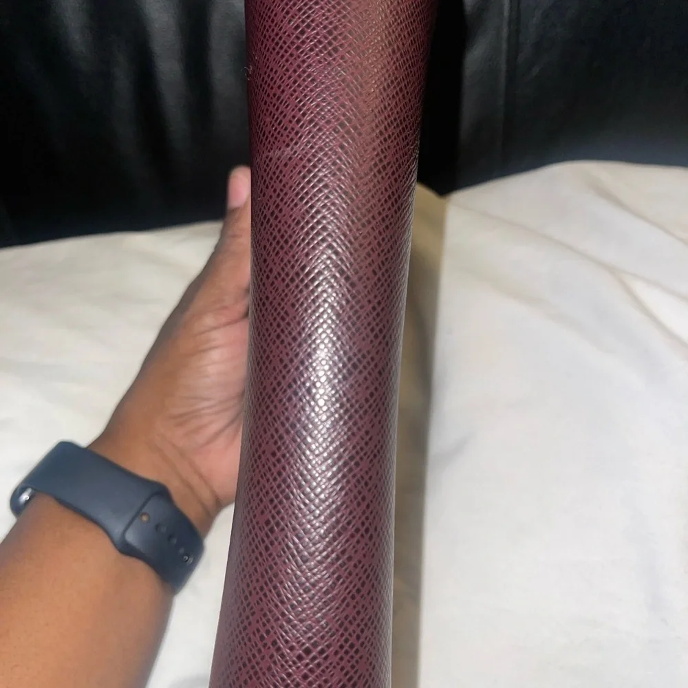 Vintage Louis Vuitton Vintage Taiga Baikal Burgundy Leather Wristlet Business